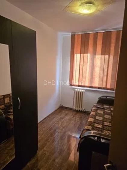 Apartament 3 camere decomandat, et. 2, Nicolina - 3