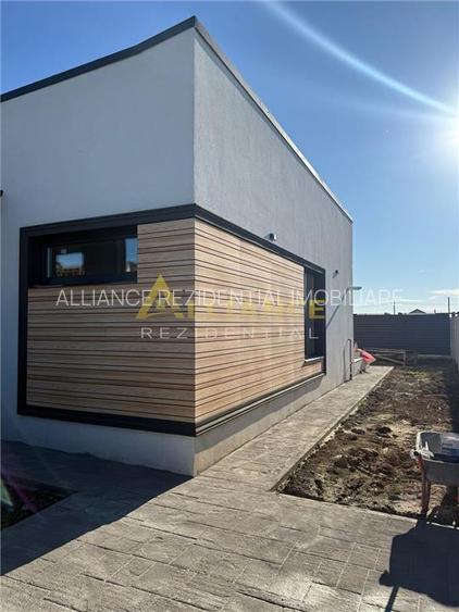 <Casa individuala parter> 4 camere 2 bai 371 mp teren - 7