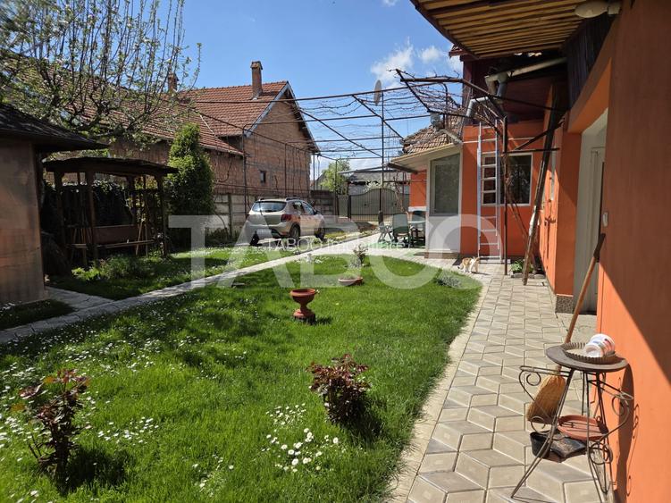 Casa individuala de vanzare 3 camere curte si gradina Beclean - 3
