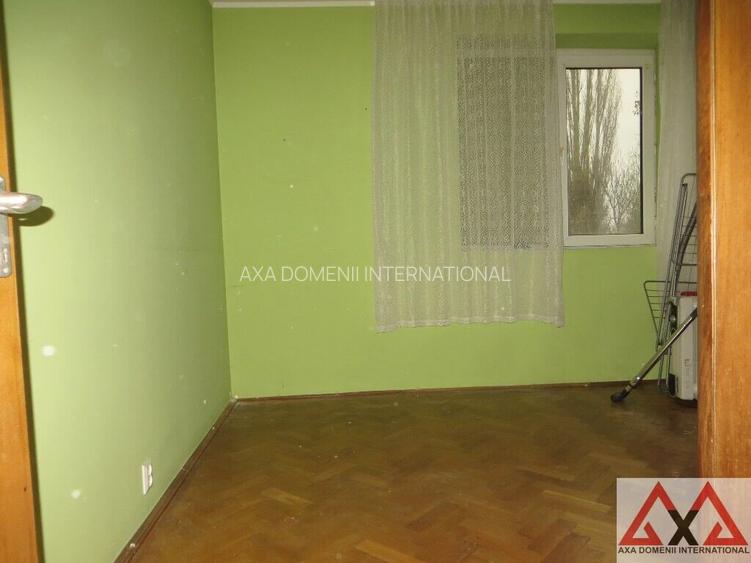 Apartament 3 camere Titan - metrou Grigorescu - bloc H - etaj 3 - 4