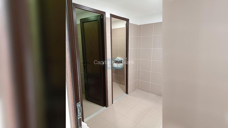 CLADIRE CU ARHITECTURA EMBLEMATICA - FOST SEDIU INTEL - 8