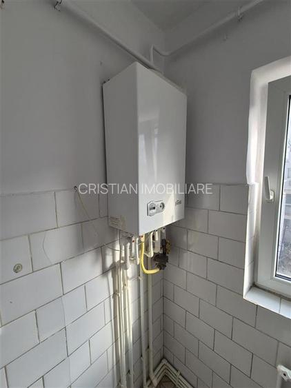 ETAJ 2 Garsoniera zona Dorobantilor - 4