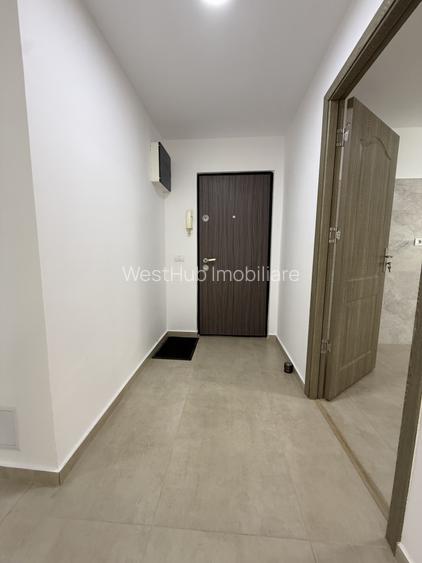 Apartament lux, 4 camere, 84 mp utili + 2 balcoane - COMPLEXUL STUDENTESC