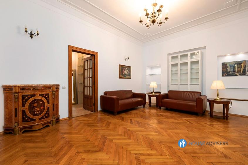 Inchiriere casa 5 camere Romana