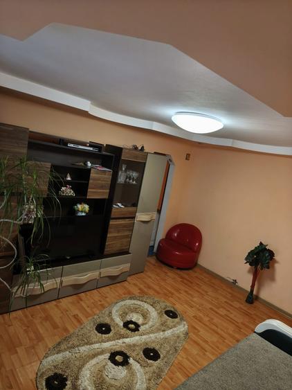 Apoartament 2 camere zona Primaverii , parter ,mobilat si utilat , garaj