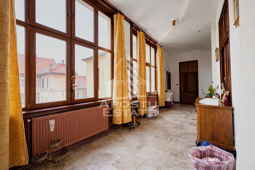 Apartament elegant in palat istoric restaurat, Timisoara Piata Maria - 4