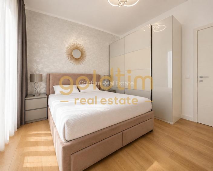 FIRST RENT/ IANCU NICOLAIE/ PRIVELISTE LAC/ PARCARE/ DRESSING - 20