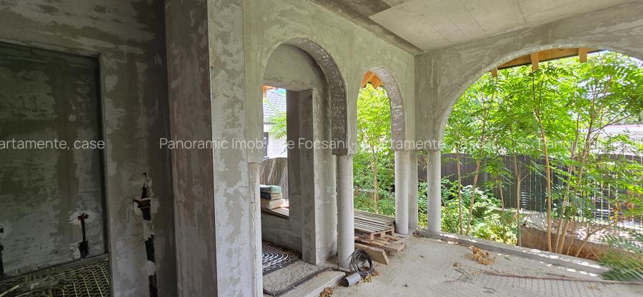 Vila de vanzare Focsani la gri, tip brancovenesc . - 21