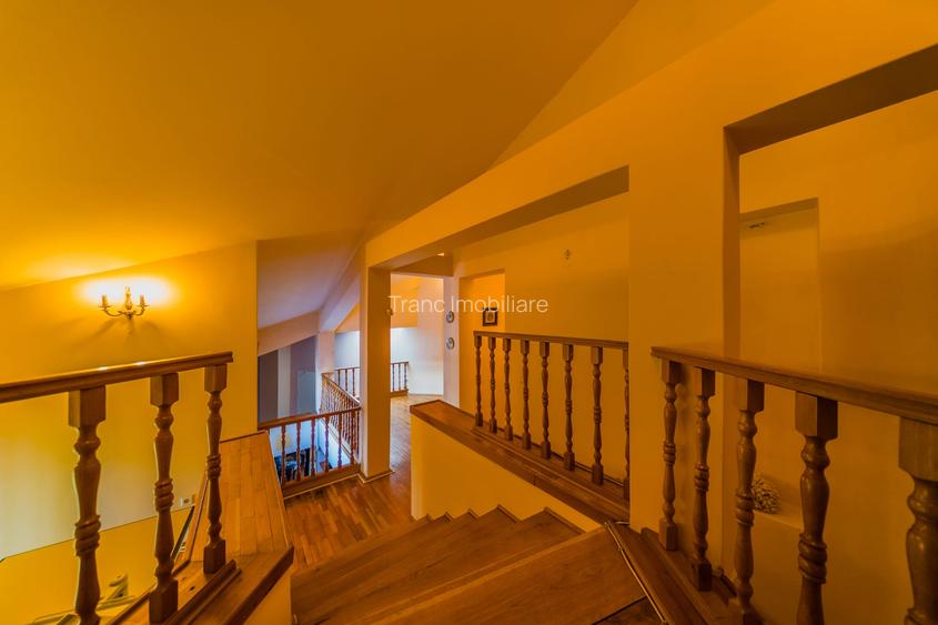 Vilă impunătoare cu arhitectură elvetiană pe 3 nivele - proprietar - 16