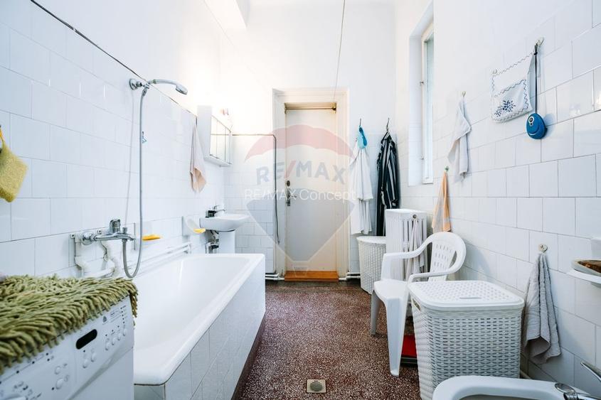 Apartament spațios cu grădină proprie într-o vilă interbelică renovată - 21