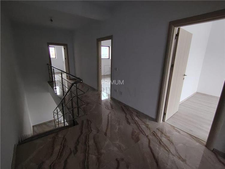 Duplex superb - zona foarte buna - disponibil imediat - finisaje top - perete co - 9