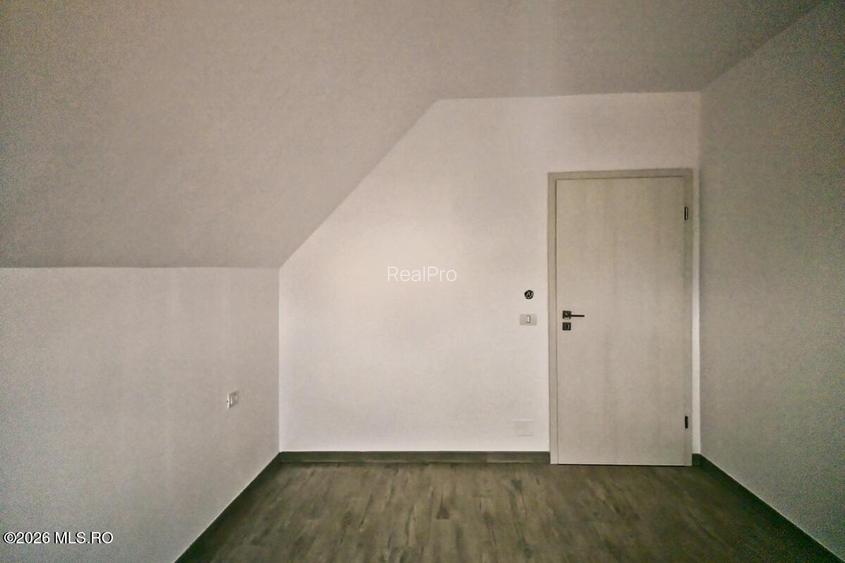 Giarmata - Casa P+1, 4 Dormitoare, 4 Bai, Garaj, Beci, Teren 556 Mp - 30