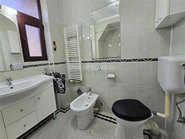 Inchiriere ap 5 camere, garaj, ultracentral. - 17