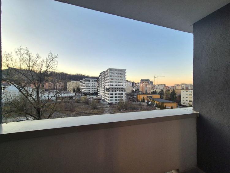 Exclusivitate -Apartament în bloc nou, Intrare Răcădău, cu priveliște spre Tâmpa - 16