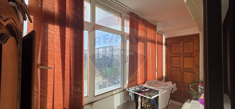 Apartament cu 3 camere de vanzare in Micro 6 – locatie excelenta - 7