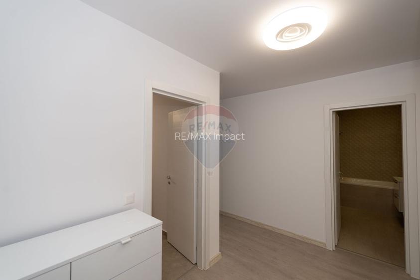 PRIMA INCHIRIERE Studio modern + balcon mare, Hils Splai, 60mp - 15