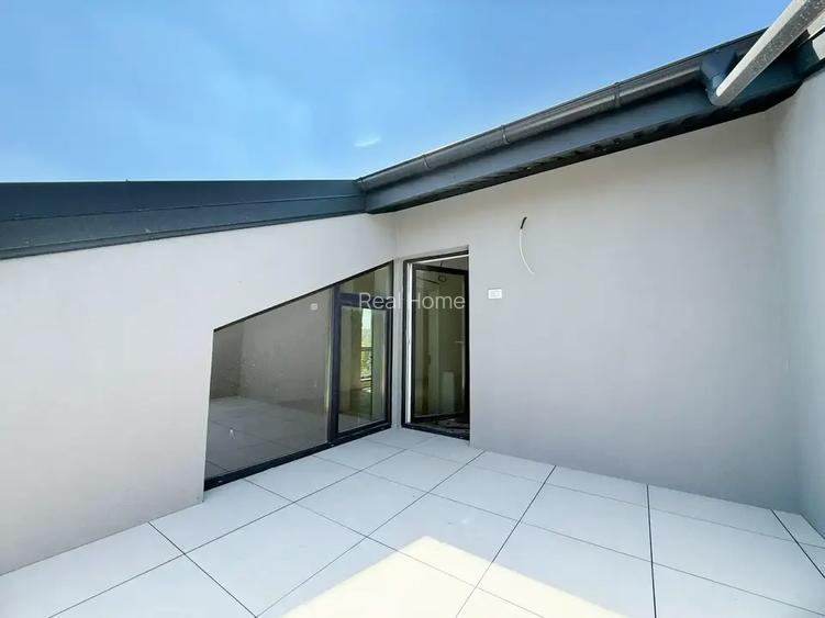 Vila / STB / 140 mp util / 0 comision / parcuri /  Mai 2026 - 15