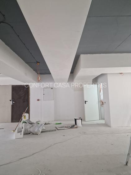 Spatiu comercial/birouri - Sos. Oltenitei - 195 mp -bloc nou - centrala termica - 6
