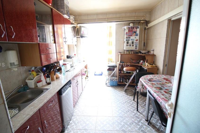 3 Camere Siderurgistilor etaj 3 imbunatatit - 5