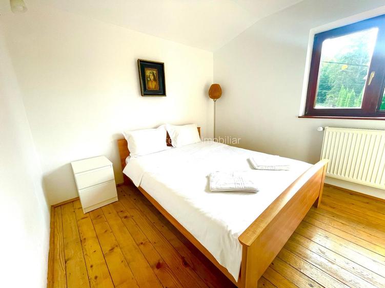 Reședință cu caracter în Sinaia – grădină matură și priveliști spectaculoase!!! - 9