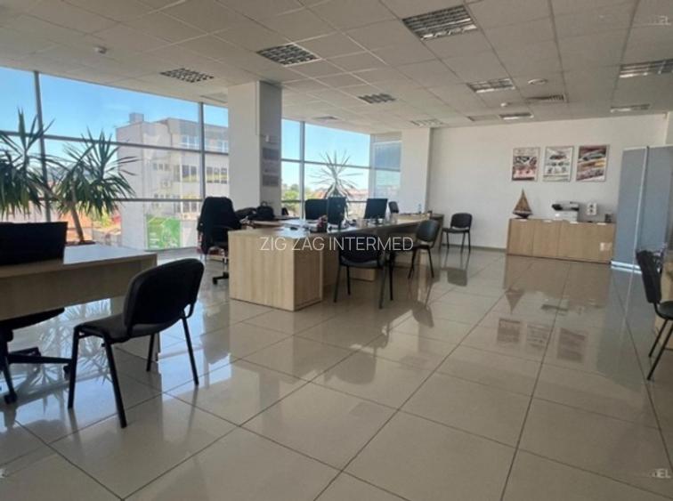 Bd. Mamaia - spațiu de birouri premium , 241 mp . - 13