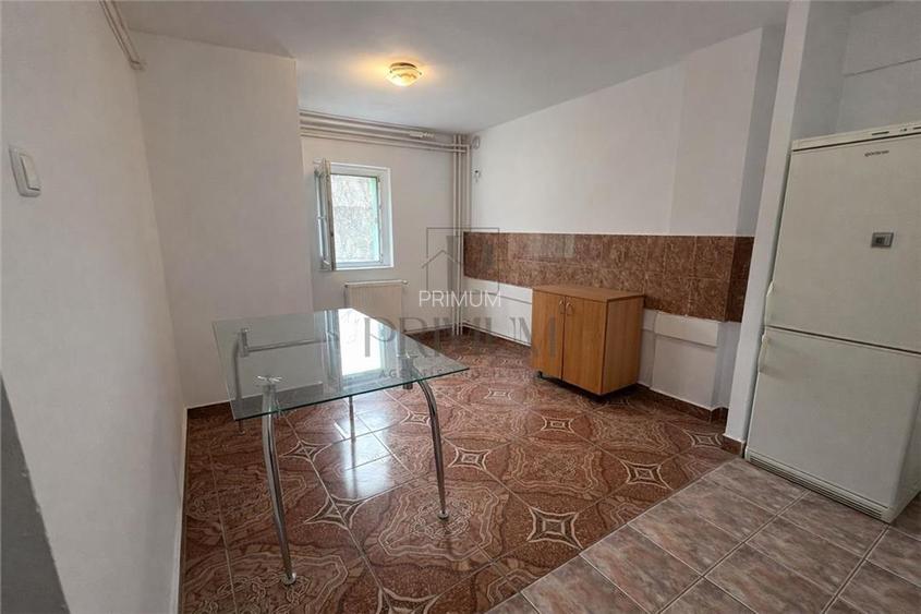 SIMION BARNUTIU - PARTER INALT - 3 CAMERE - 2 BAI - CENTRALA PROPRIE - BALCON - - 6