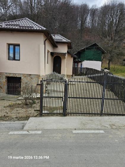 Casa modernizata in Campulung Muscel,padure proprie, toate utilitatile - 2