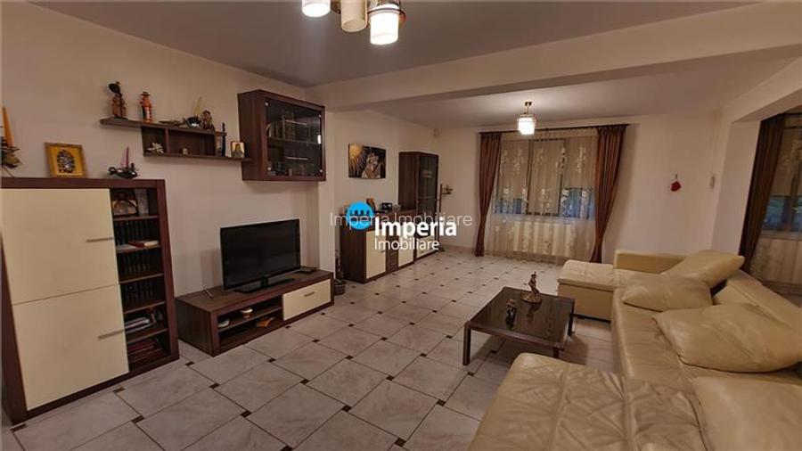 Casa deosebita la marginea padurii, in Barnova - 8