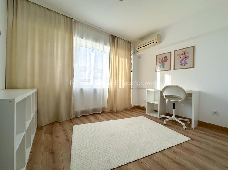 Probabil cel mai frumos 4 camere din Aparatorii Patriei - 7
