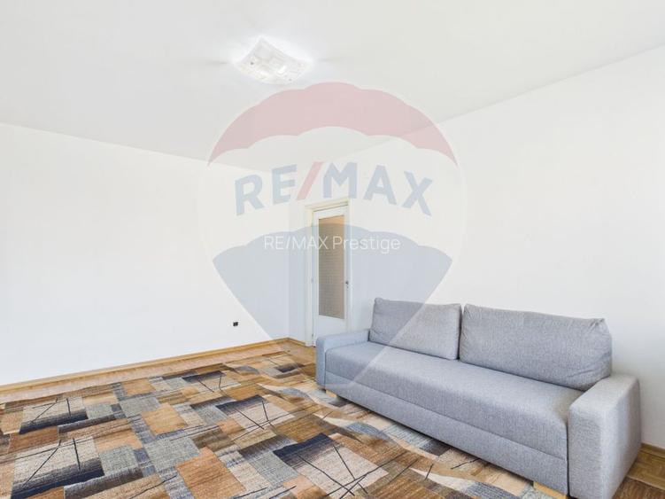 Apartament 3 camere, decomandat de vânzare în zona Aparatorii Patriei - 2