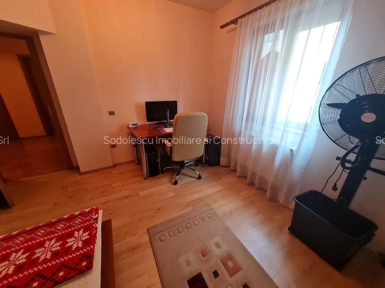 Vila individuala,la 10 min de Piața Victoriei! - 11