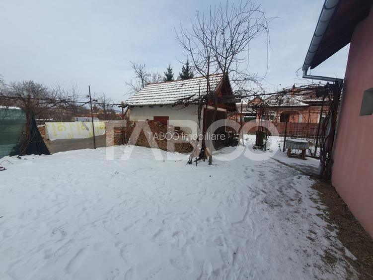 Casa 75 mp utili curte gradina si garaj renovata complet - 3