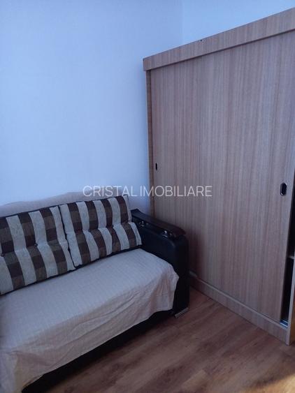 Apartament 2 camere mobilat, centrala proprie, metrou 1 Decembrie - 4