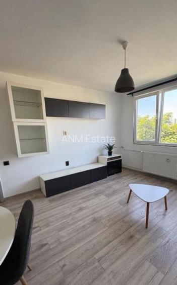 Apartament 3 camere decomandat in bloc de 4 etaje metrou Romancierilor - 2
