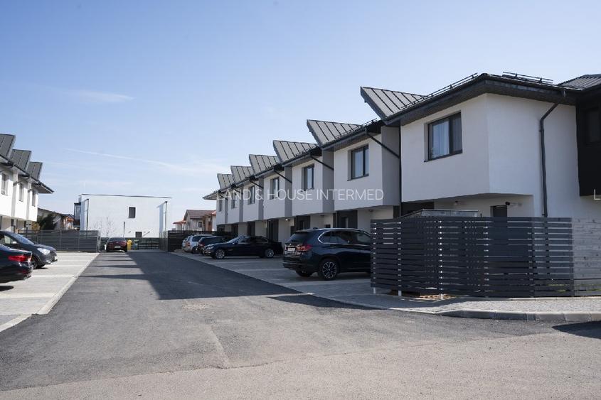 Case insiruite P+1+Pod de Vanzare -Direct Dezvoltator- 0% Comision - 5