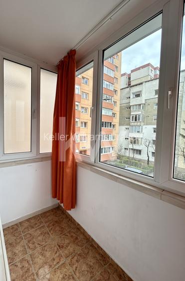 Locație excelentă, la 2 minute de Gara Brașov și Sala Sporturilor - 10