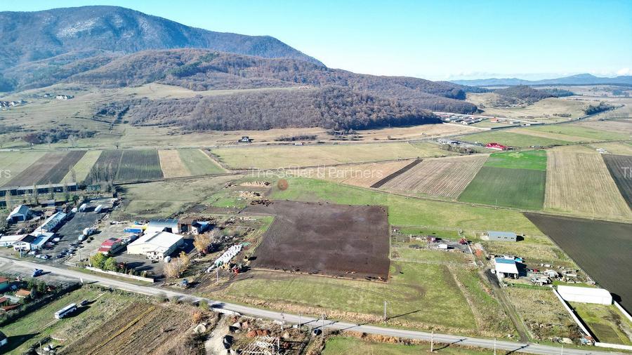 Teren Industrial cu P.U.Z. - 16