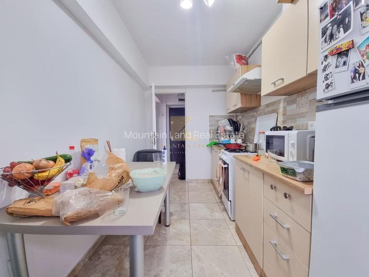 Apartament de 2 camere, semidecomandat, etaj 6/8, mobilat, Victoriei4 - 10