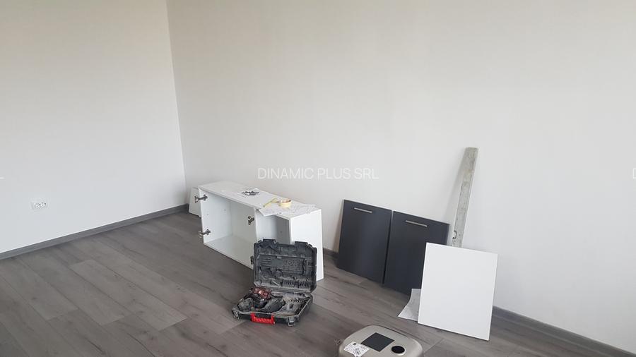 Apartament renovat, nemobilat, cu utilități noi – disponibil în curând - 5