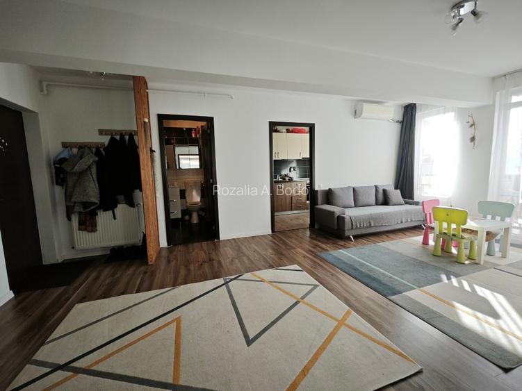Persoană fizică vând apartament 3 camere – zona Regal, Baciu - 2