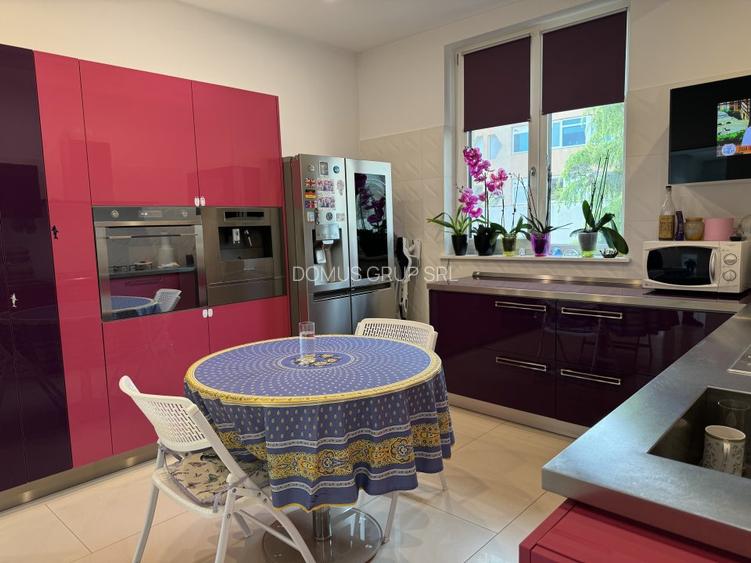 Vând vilă de lux S+P+et1 - 20