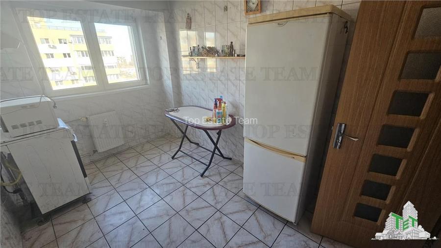 Apartament 3 camere metrou Gorjului (posibilitate centrala) - 4