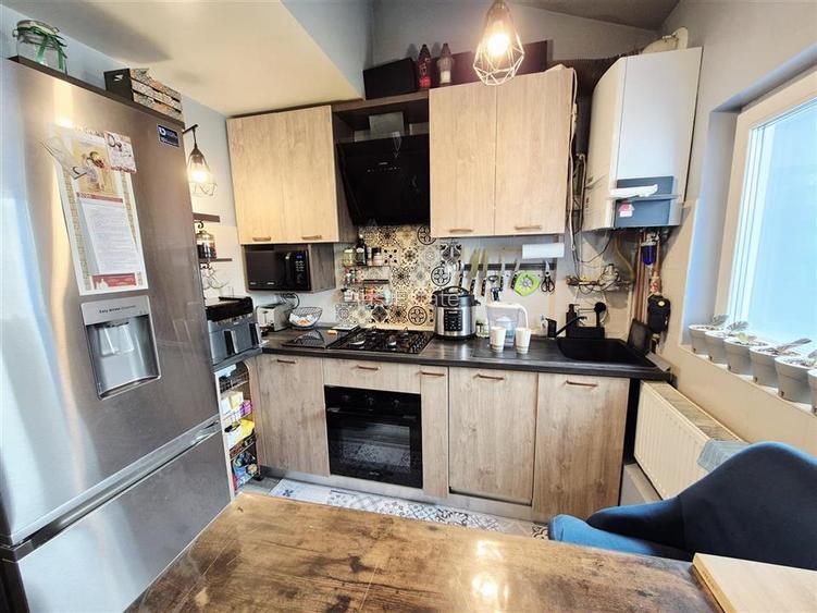 Apartament de vanzare cu 3 camere in Alexandru cel Bun - 3