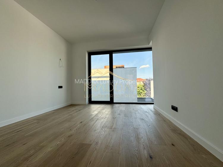 Vila cu 5 camere  *366mp* / Curte privată *315mp* / Pipera - Lake View - 29