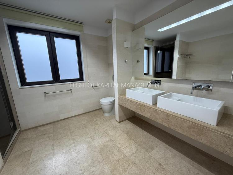 OXFORD GARDENS | VILA LA PADURE CU  PISCINA | 4 DORMITOARE COMPLET RENOVATA - 20