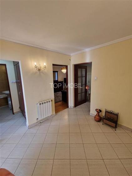 UMF, Inchiriere, 3 camere decomandat, etaj 1, liber ! - 3