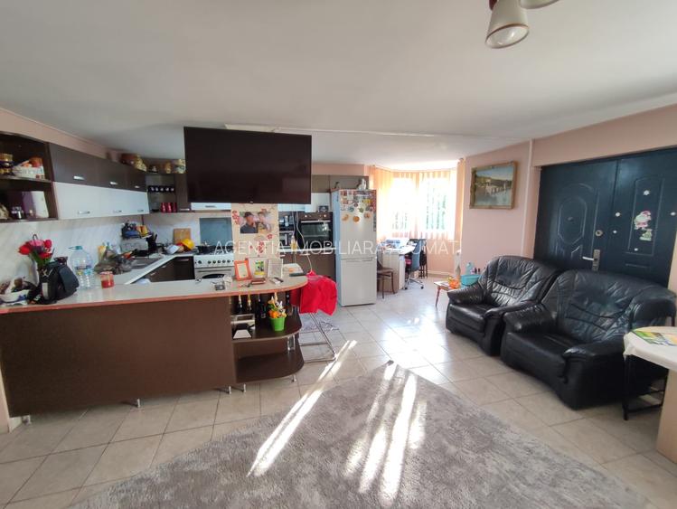 Casă frumoasă de vânzare în Petrachioaia - zonă centrală lângă lac - 5