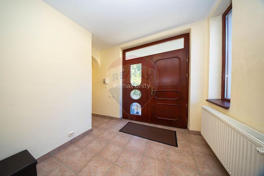 Vilă Moieciu, 375 mp util + teren 2.992 mp, View - Comision 0 - 51