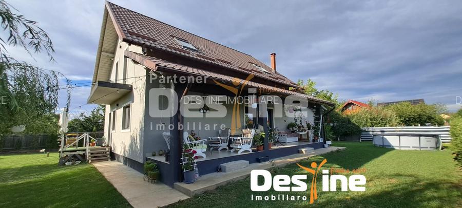 CENTRU MIROSLAVA, 180mp utili, 1000 mp teren, 299,990 EURO - 3