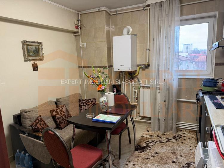 Apartament 2 camere, situat in zona Casa de Cultura - 7